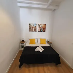 Gaudi , Barcelona Spanje